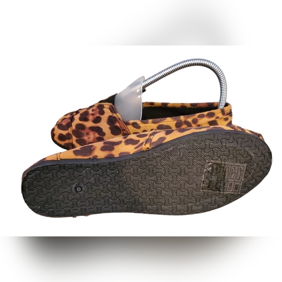 NEW IN BOX YOKI " STYLE COLLEGE " Leopard style FLATS shoes Sz 7 - Picture 5 of 12